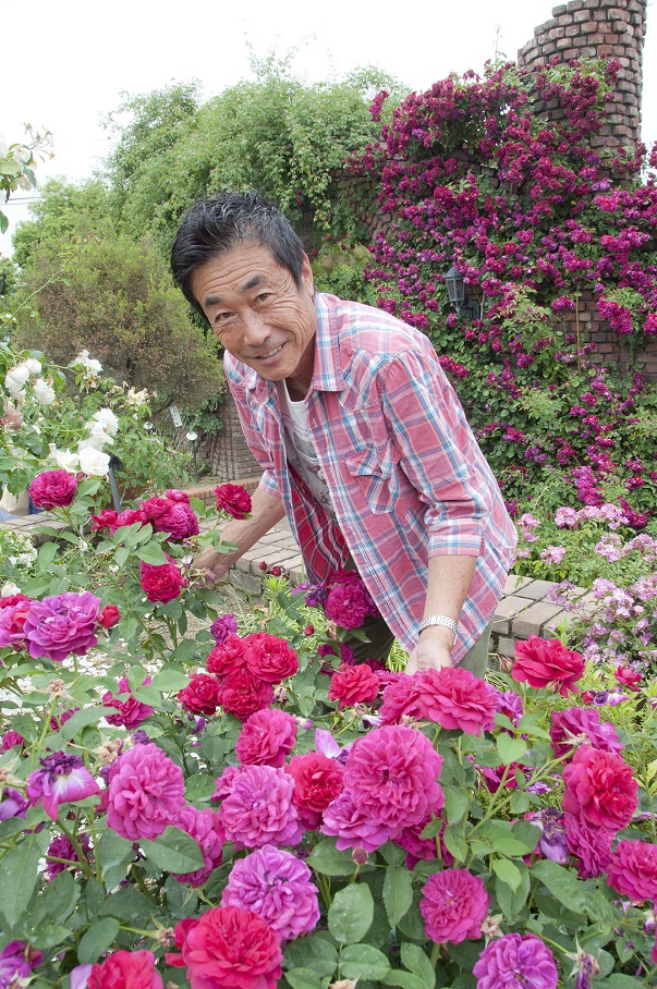 バラ講演会高田講師.JPG