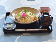 ヒラメの漬け丼