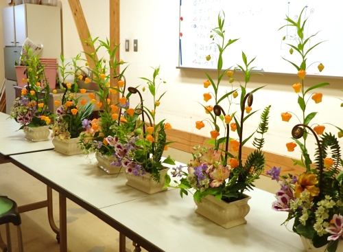 3月フラワーアレンジ.JPG